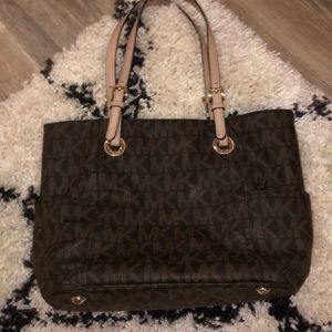 Michael kors shoulder bag